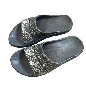 OOFOS OOahh Luxe Slide Sandal Slip On Recovery Shoe Limited Edition